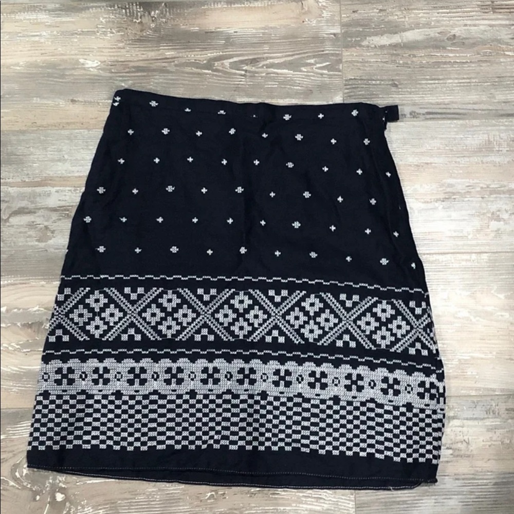 Max Studio skirt